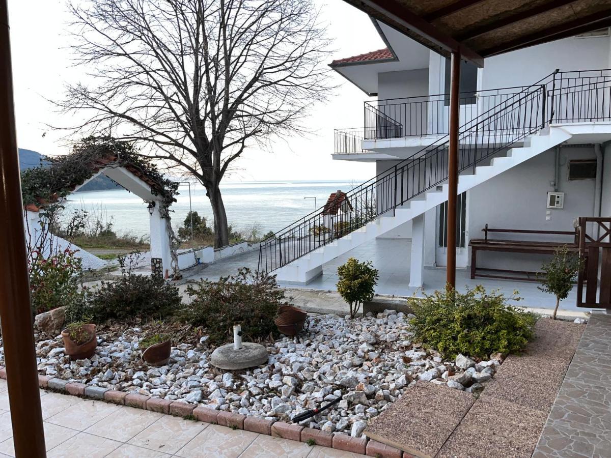 Villa Leonidas Koutsoupia Kókkinon Nerón Exteriör bild